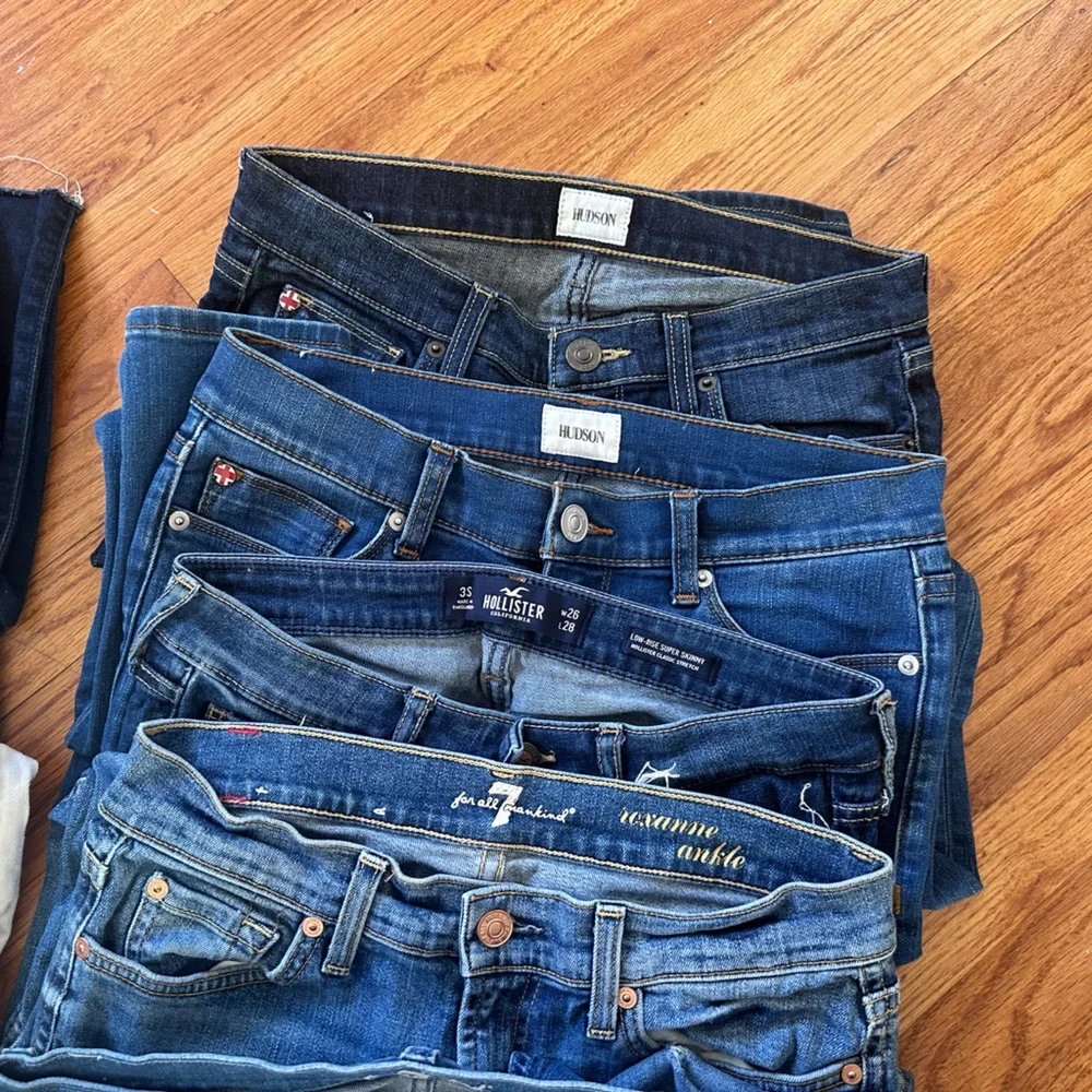 Assorted Denim Jeans - Picture 3 of 6